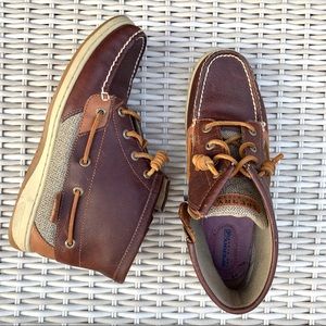SPERRY 9 Chukka Leather Bootie